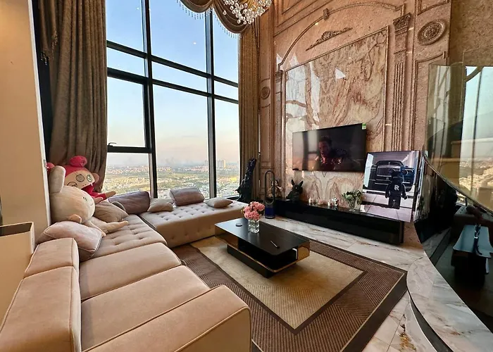 Queen Penhouse Duplex