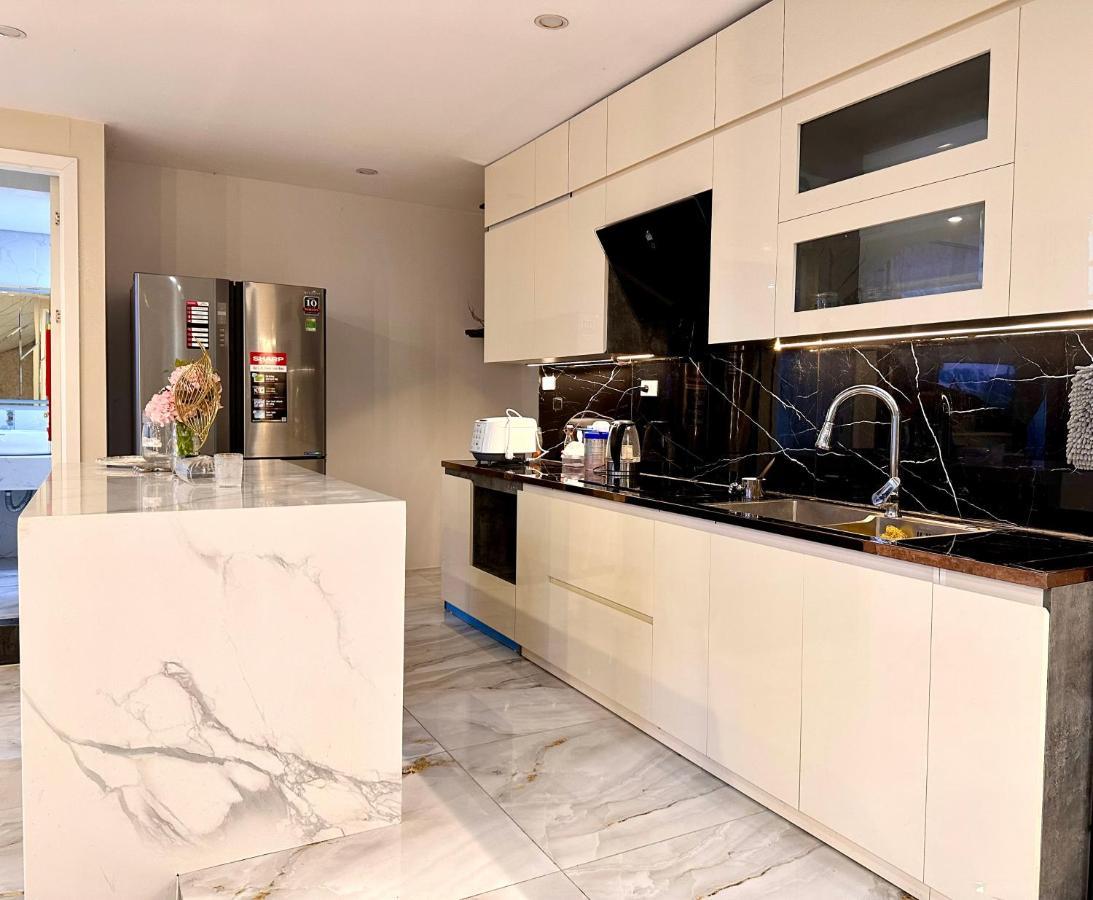 Queen Penhouse Duplex Apartment