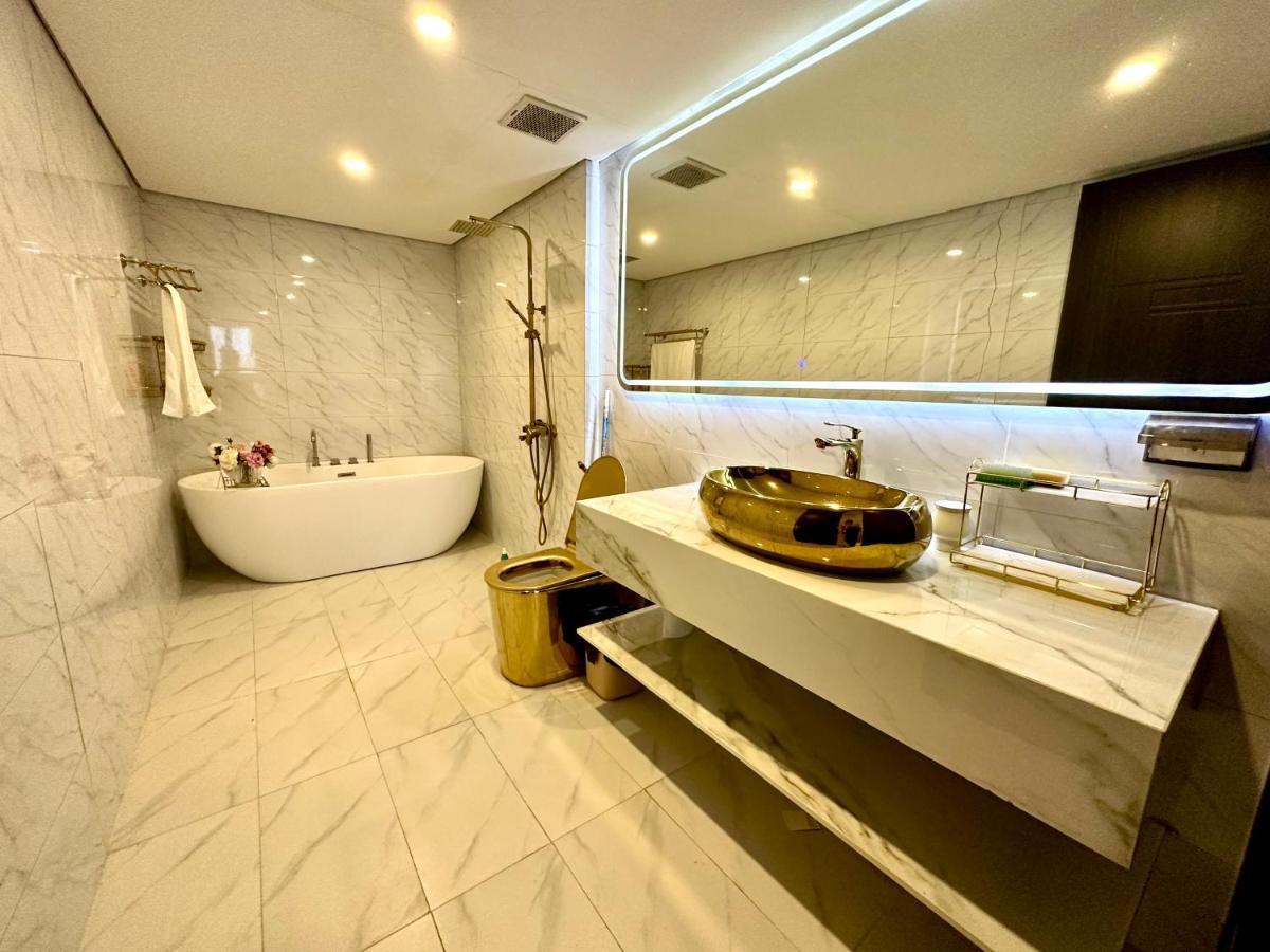 Apartment Queen Penhouse Duplex Hanoi