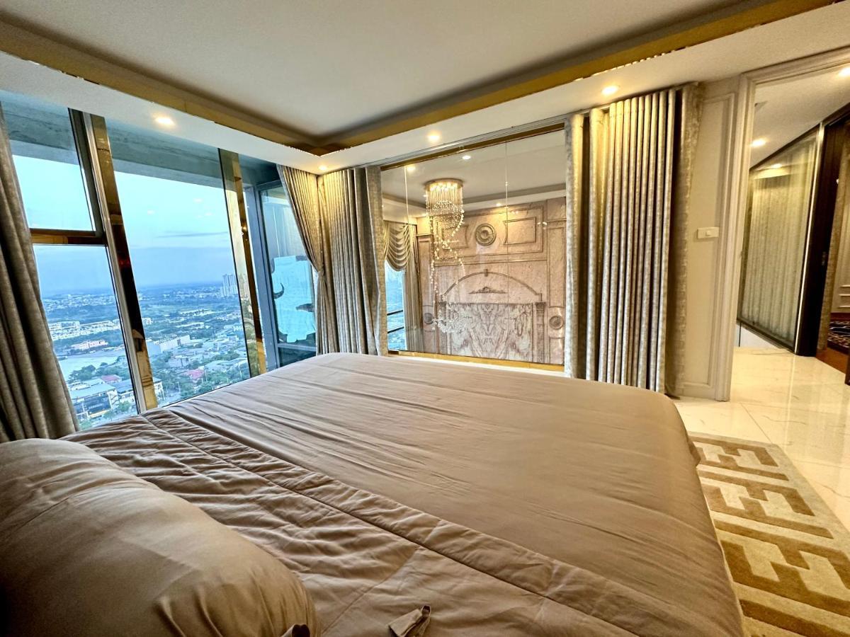 Queen Penhouse Duplex * Hanoi