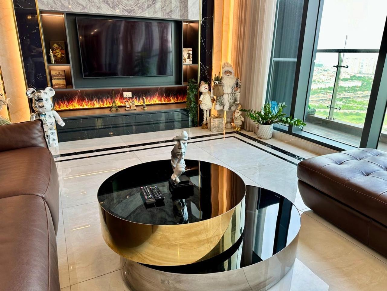Queen Penhouse Duplex * Hanoi